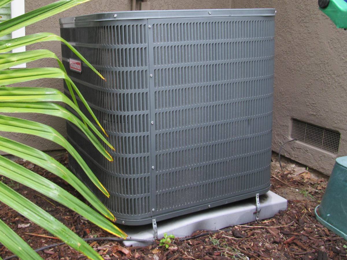 A C Not Centered On The Pad Check The Air Conditioner Refrigerant Line For Damage Buyers Ask