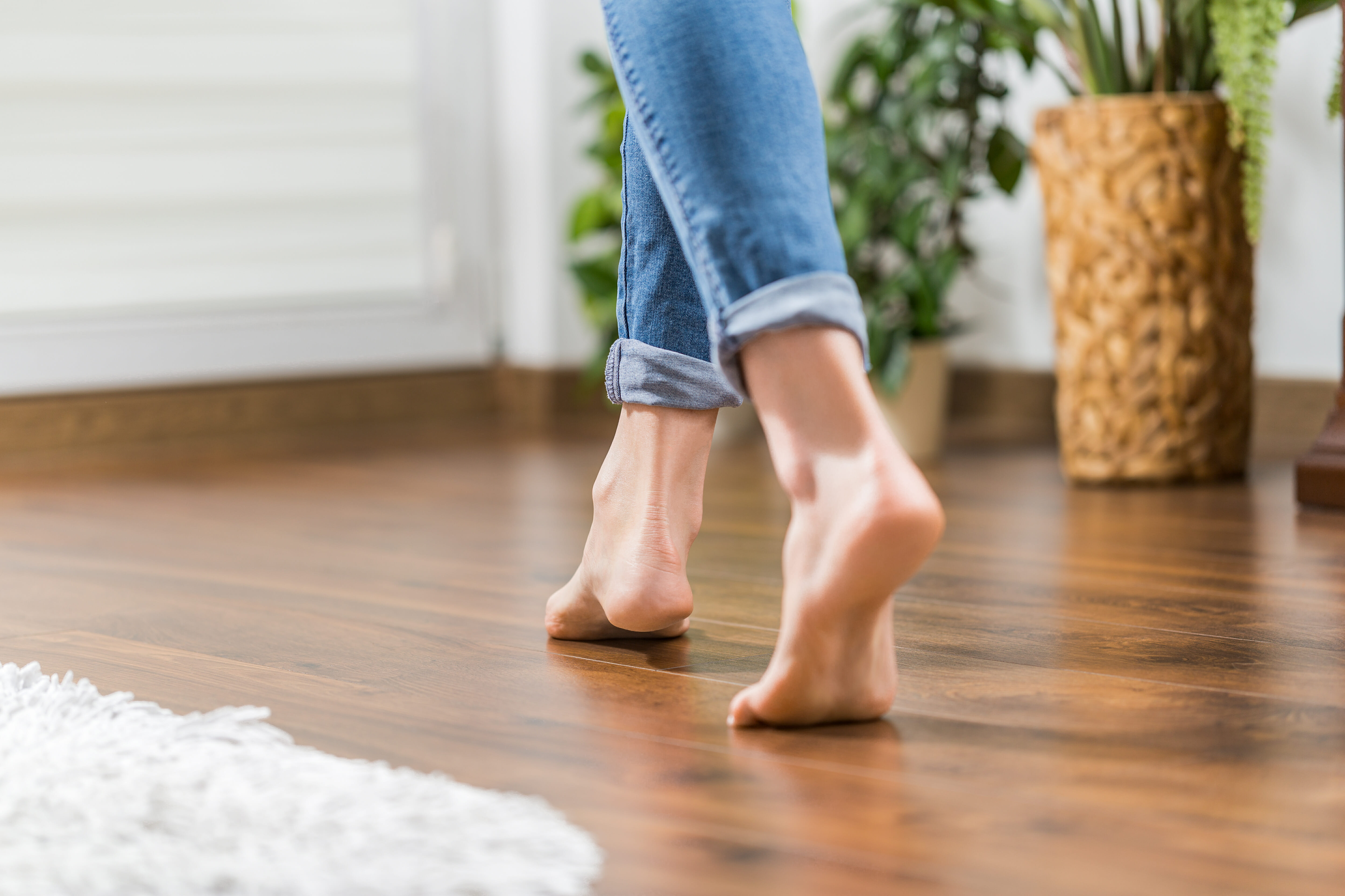 Creaking Floors – The 28 Main Reasons - Buyers Ask