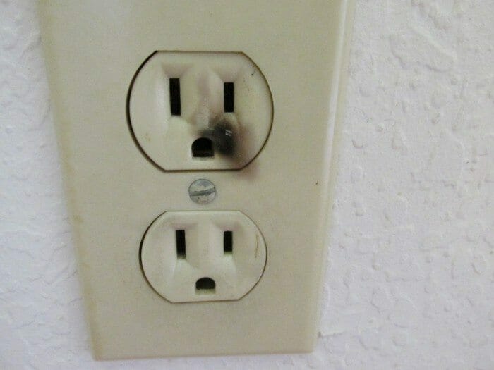 Smoke or burn marks on outlets Buyers Ask