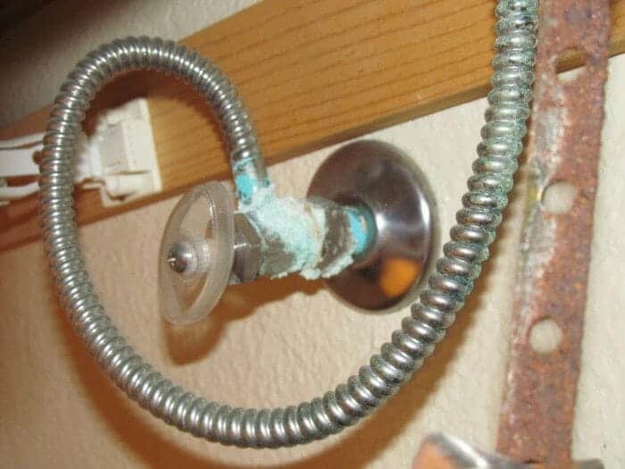 bathroom sink water on of valve