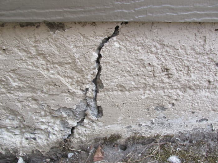 Foundation Crack