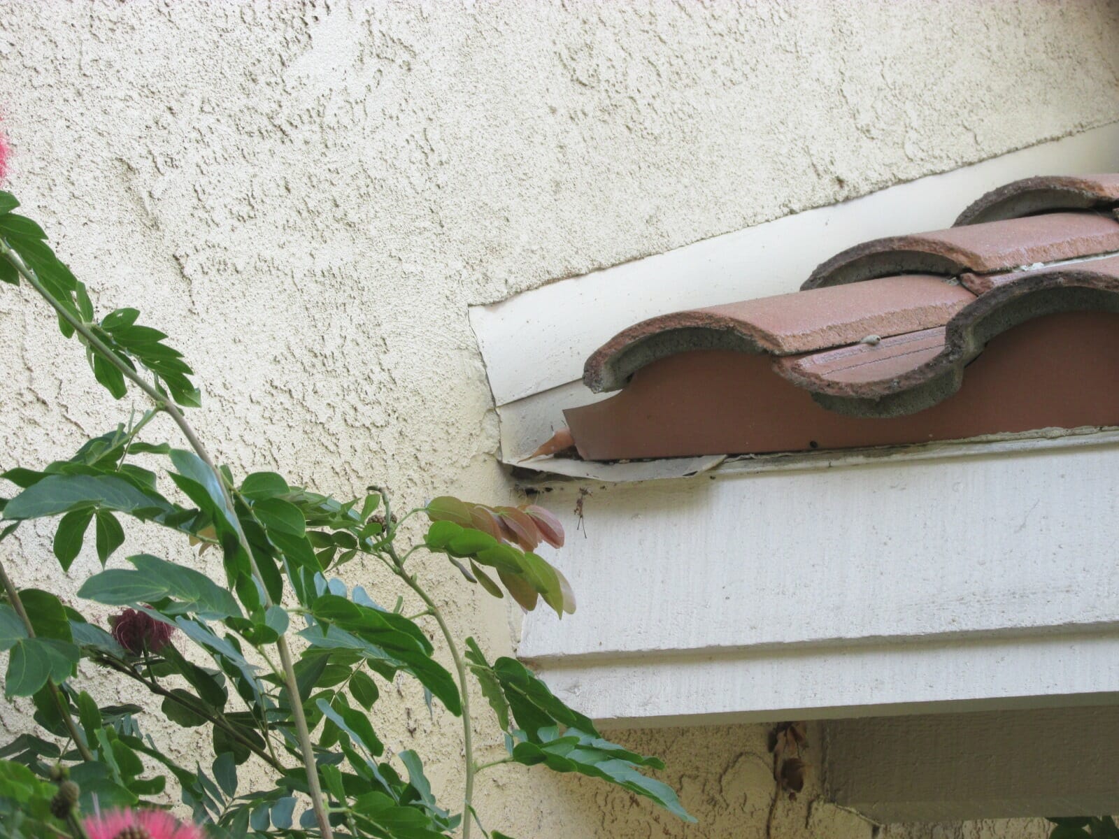 Kickers Roof Flashing That Prevents Water From Entering a Homes Wall
