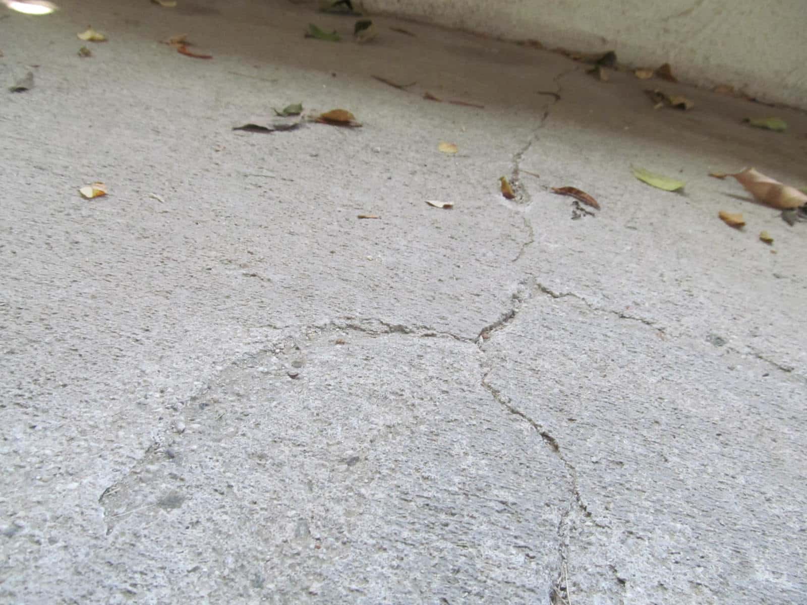 Deteriorated and Flaking Concrete Finish Why And Is It Structurally