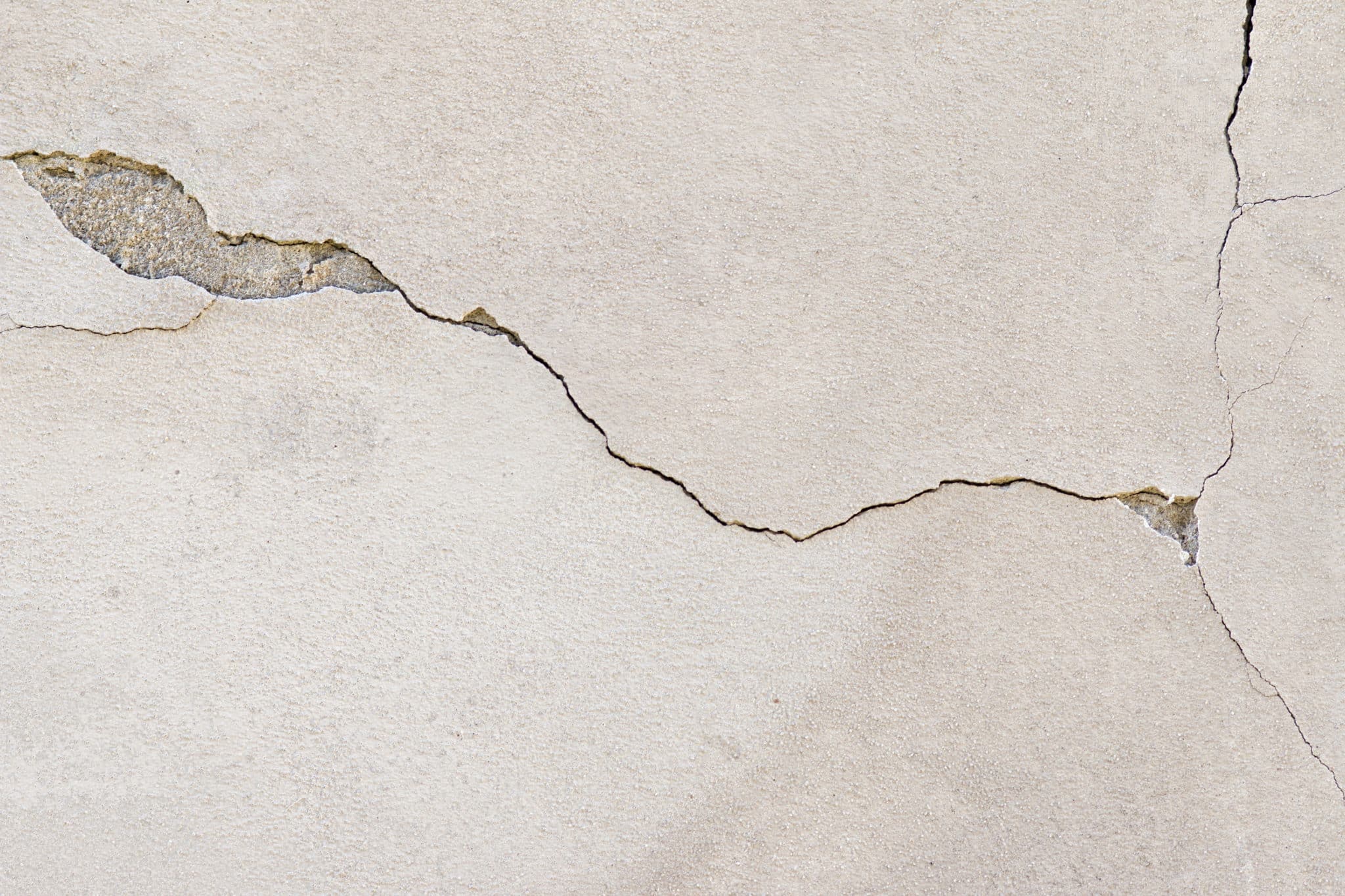Stucco cracks What Structural Engineers Look For Buyers Ask
